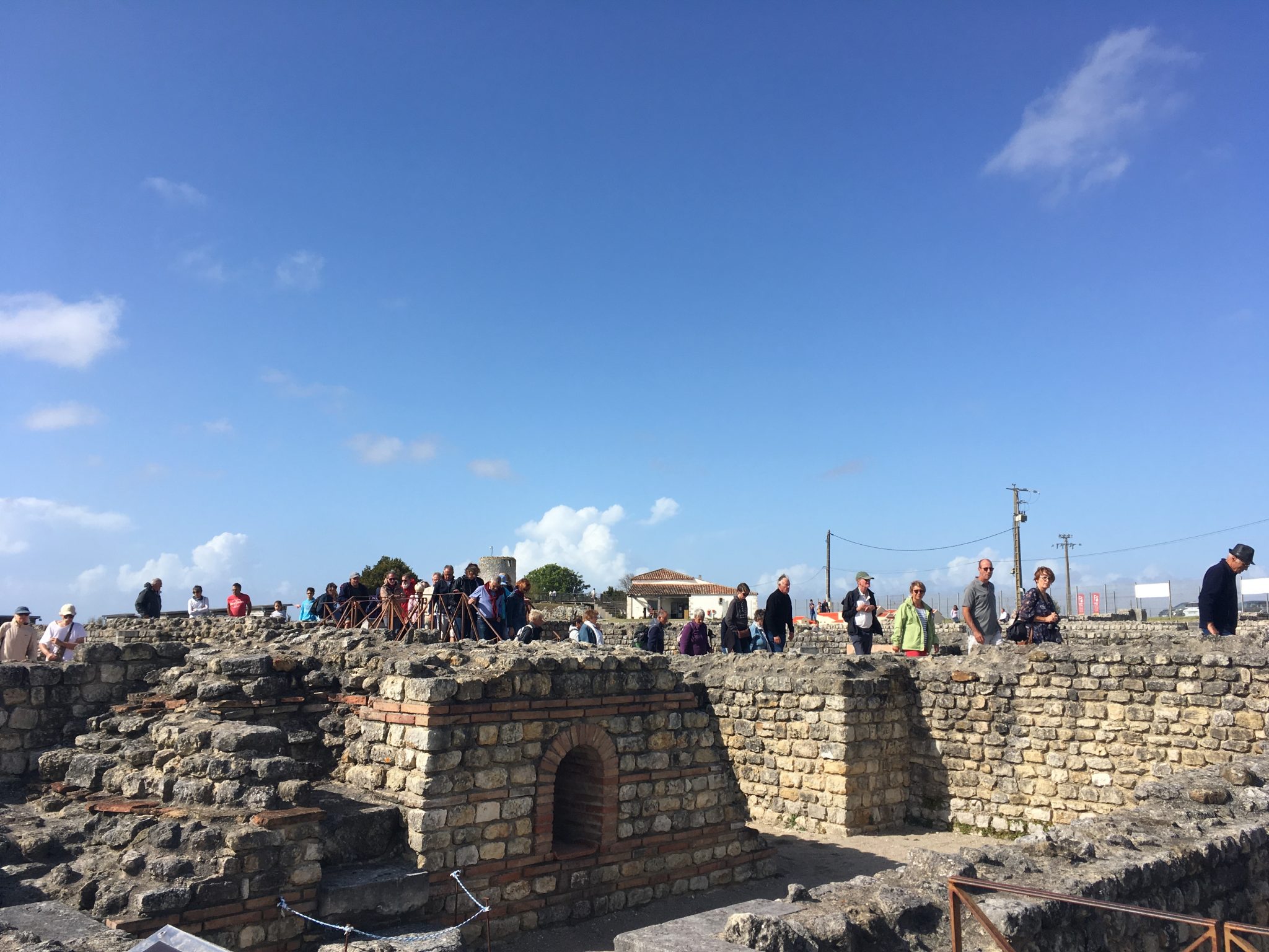 Visite guidée dans les thermes site du Fâ